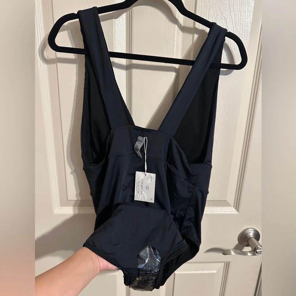 Coastal Waves Ribbed One-Piece Swimsuit w Deep-V & Wide Straps, Black, Sz 1X